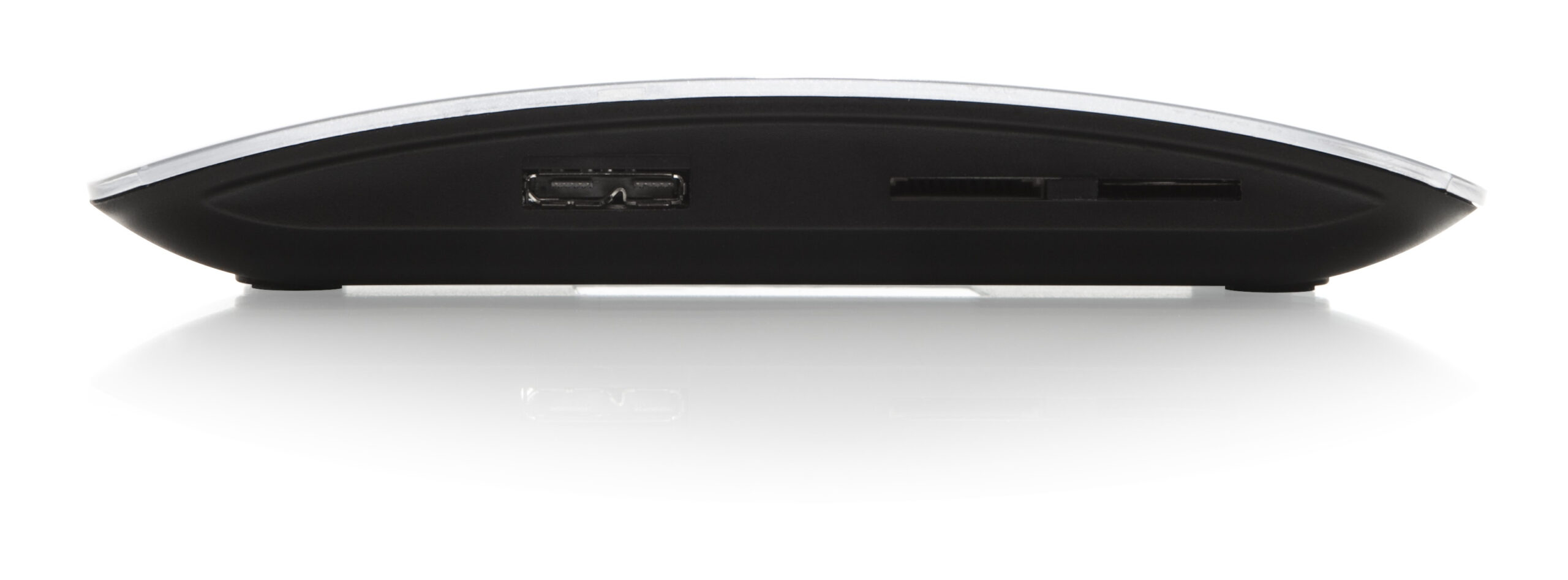 11126938_2755923888 Verbatim USB 3.0 Universal Memory Card Reader