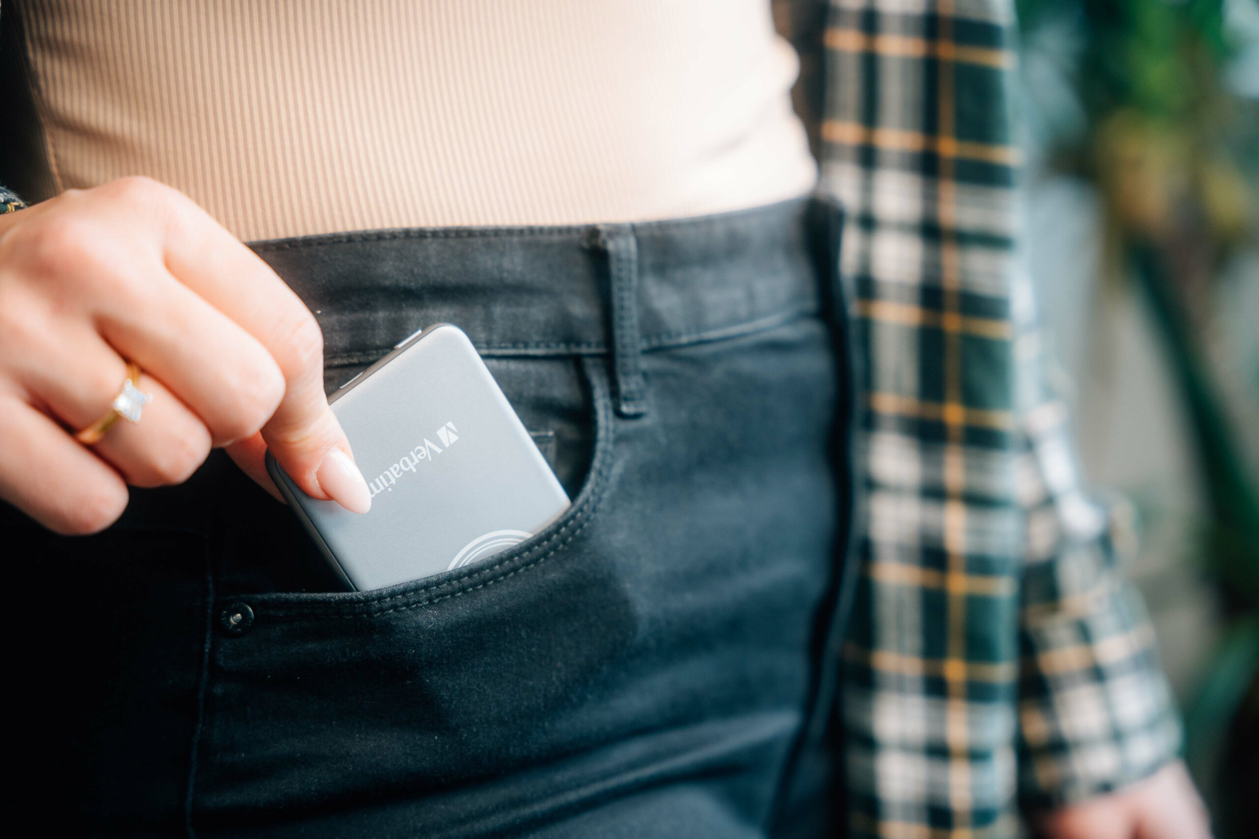 Verbatim Charge ´n´ Go Magnetic Wireless Power Bank 5000mAh Grey